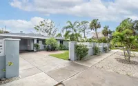 Downtown Sarasota Bayview Bungalow. Ideal location to area wide attractions - 4-Star