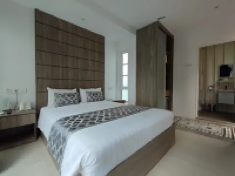 Solesor Kampong Beach Resort Hotels in Si Rusa