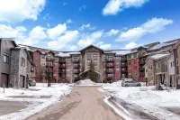Luxury 1-bedroom ski in/ski out condo in lovely Granby Ranch
