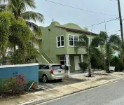 Walk to the Beach: Historic Home Near Downtown Lwb