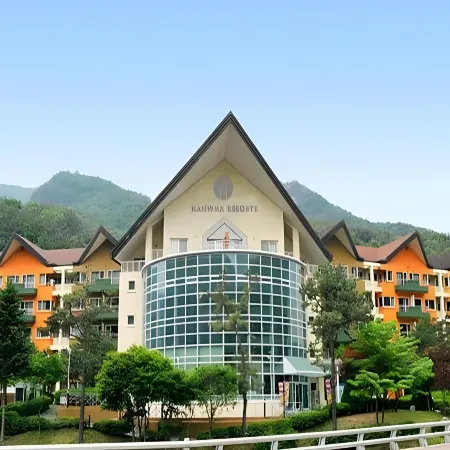 Hanwha Resort Sanjeong Lake Annecy Отели рядом с достопримечательностью «Храм Пуёнса»