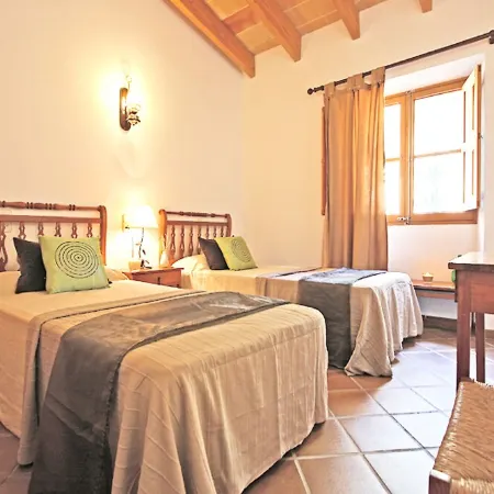 Ses Tanquetes: Private Swimming Pool, Internet, Garden, Barbecue and Terrace.