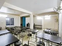 FabHotel Lily Grand Hotel di Muradev