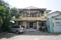 RedDoorz Syariah @ Jalan Gajah Mada Hotel dekat Dira Collection Ambulu