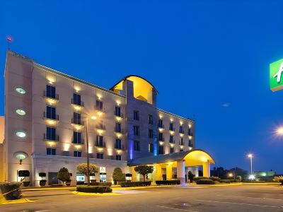 Holiday Inn Express SILAO-AEROPUERTO BAJIO by IHG