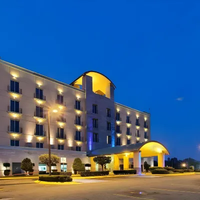Holiday Inn Express SILAO-AEROPUERTO BAJIO by IHG Hotels near Guanajuato International Airport