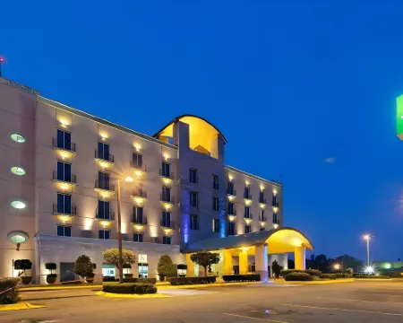 Holiday Inn Express Silao-Aeropuerto Bajio Hoteles en Silao