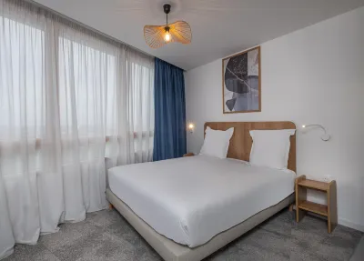 TheOriginals Résidence Paris Sud Villejuif Hotels in Bourg-la-Reine