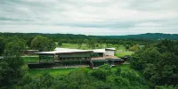 Snow Peak FIELD SUITE SPA HEADQUARTERS Hotels in Sanjō
