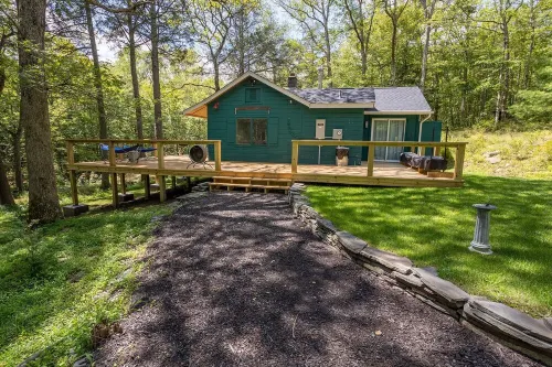 Remote Waterfall Cabin at Swiftwater Acres