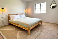 Desert Trails Artist Getaway Hotels in der Nähe von Bowladium