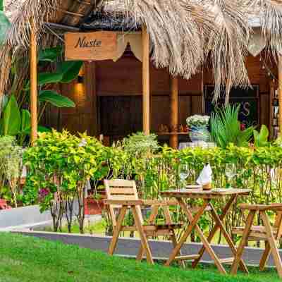 Whispering Palms Beach Resort Hotel Exterior