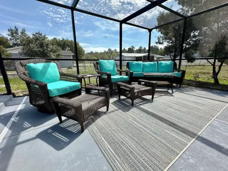 Minutes to Weeki Wachee Head Springs Pool AND hot tub! Отели рядом с достопримечательностью «Уики Уэши Спринг»