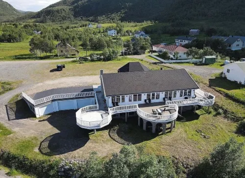 Senja Living Hotels in Tranøy