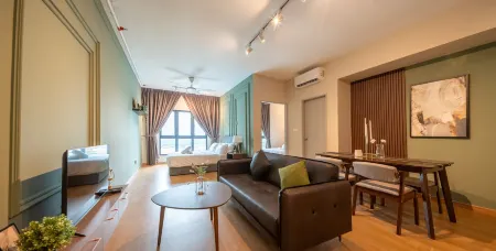 Maya Bay Residences SplashMania