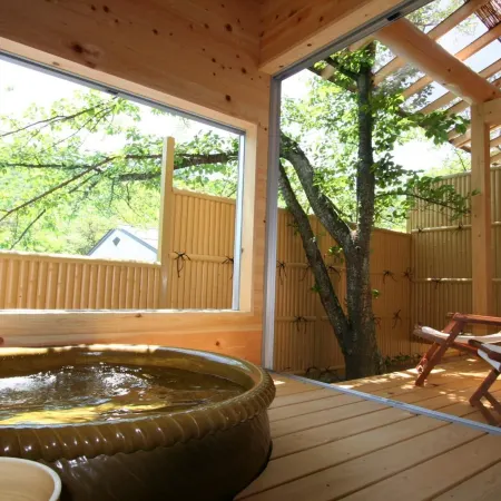 Shinshu Nakaoyama Onsen, Shosenkaku