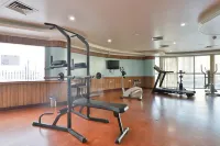 Crown Palace Hotel - gimnasio