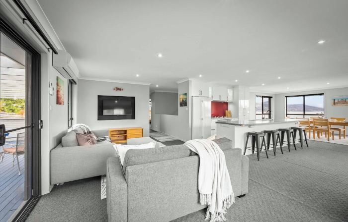 4 Bedroom House - Gorgeous View