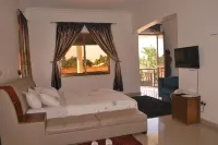 Mowicribs Hotel and Spa