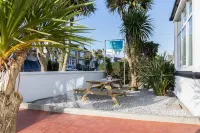 Oasis House
