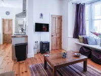 Sea Glass - 2 Bedroom Apartment - Manorbier Hotels in Manorbier