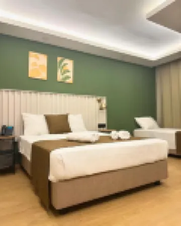 Red Castle Hotel & Pub