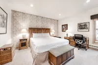 Kutuk 112 - Luxury Condo w/ a Shared Sundeck & Hot Tubs - Near Hiking & Biking Trails - vue sur la montagne