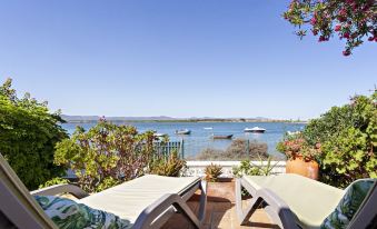 Villa Lydia in Faro With 3 Bedrooms and 1 Bathrooms
