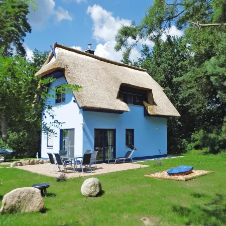 Thatched House in Usedom Near Lagoon