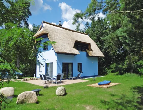 Thatched House in Usedom Near Lagoon - Wifi