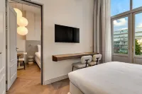 Hotel Kobalt - Den Haag Hotels in Haag