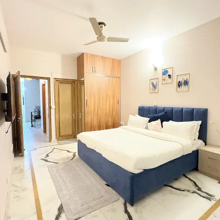 Luxury 2 Bedroom's Apartment