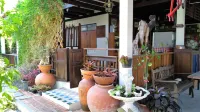 Ayutthaya Antique Homestay Hotels in Phai Ling