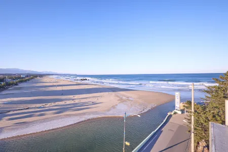 Elmar Condotel Отели рядом с достопримечательностью «Hajodaehaesuyokjang»