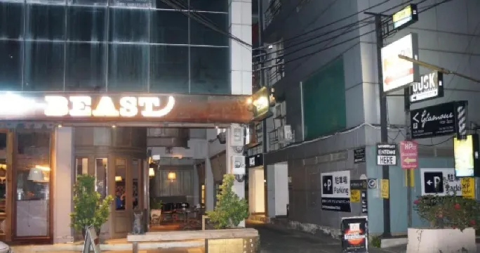 โรงแรมสนูซ ทองหล่อ กรุงเทพฯ