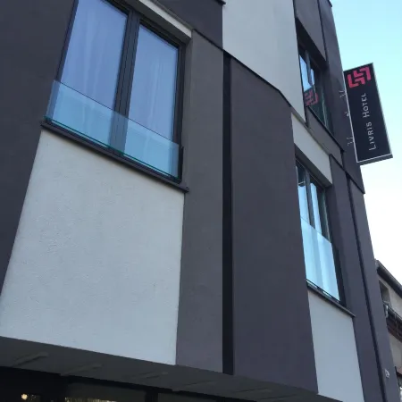 Livris Hotel