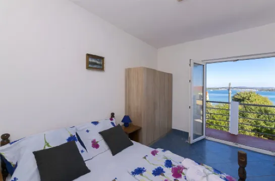 Apartments Irena