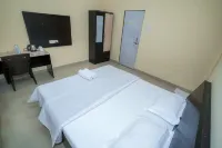 Paradise Homestay - Lodging and Boarding Hotels in Khadewadi