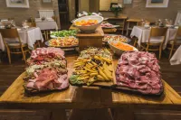 Carilo Village Apart Hotel & Spa - breakfast