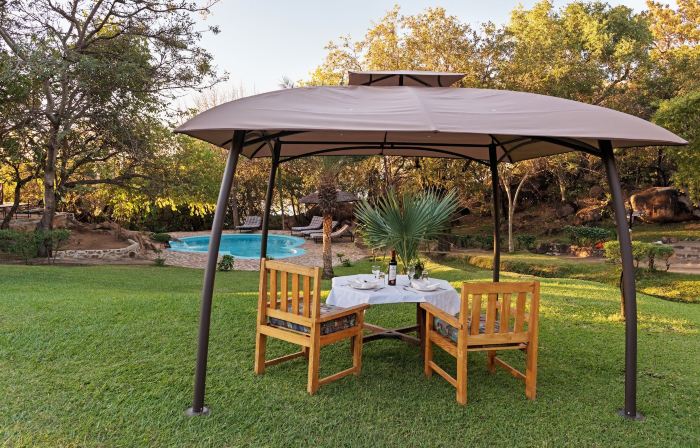Safari Beach Lodge
