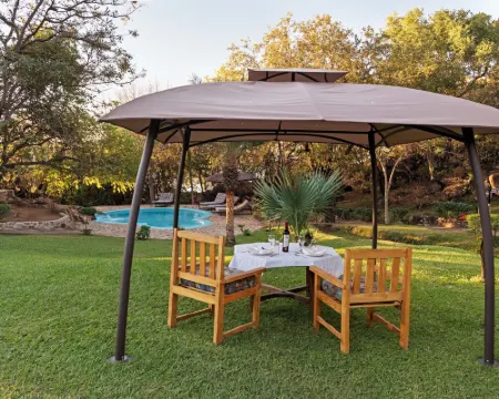 Safari Beach Lodge Hotels in Salima