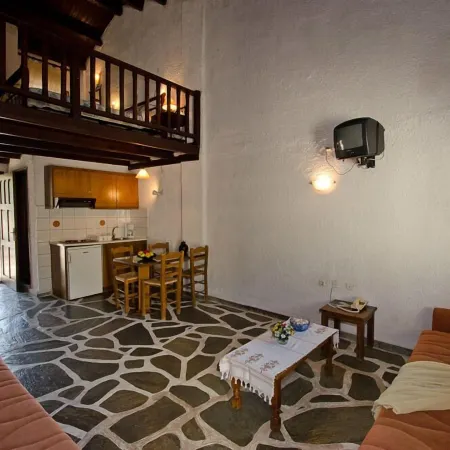 Delphi Hotel