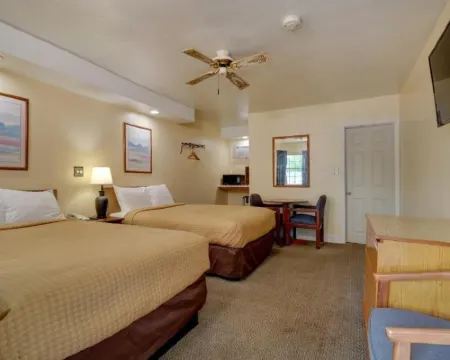 Brookside旅館和小屋 薩科酒店