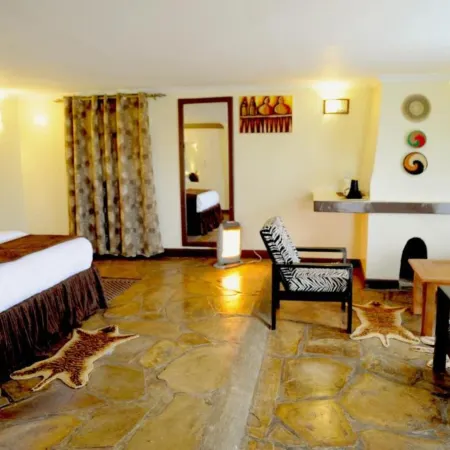 Da Vinci Gorilla Lodge