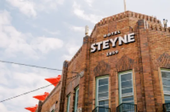 Stay at Hotel Steyne