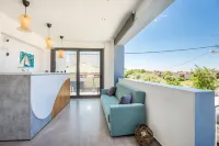 Azzurro Deluxe Hotels in Потос