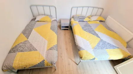 2-Bed House - Sleeps 5 & Central Links