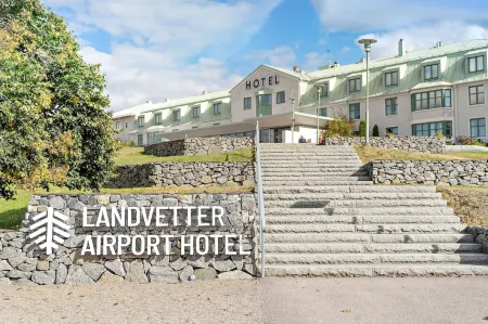 Landvetter Airport Hotel, BW Premier Collection Отели в г. Harryda Municipality