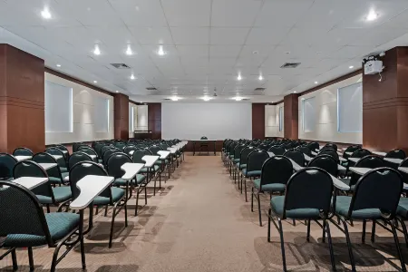 Astron Ponta Grossa Plaza by Nobile Отели в г. Понта-Гросса