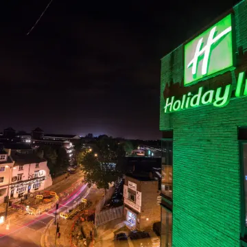 Holiday Inn LONDON - BRENTFORD LOCK by IHG Отели рядом с достопримечательностью «Чизик Хаус энд Гарденс»